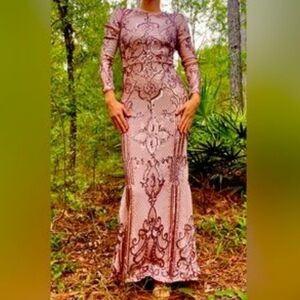Womens Sequined Long Sleeve Evening Dress size 6